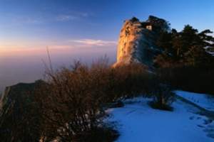 华山西峰索道价格 华山一日游西峰索道价格多少钱 西安华山旅游